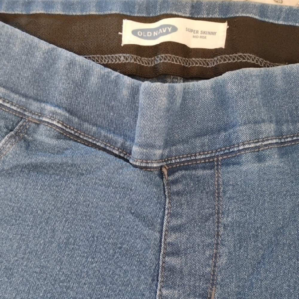 Old Navy Women's Blue Super Skinny Jeans